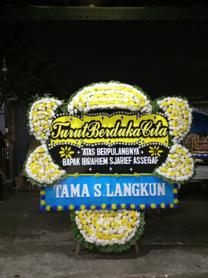 Papan Bunga Duka di Kertanegara